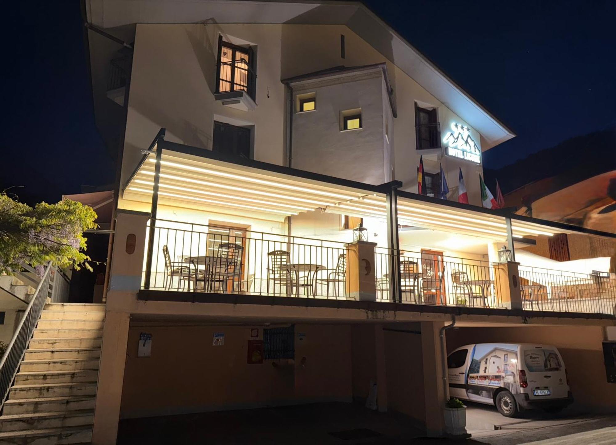 Hotel Ristorante Ligure 维纳迪奥 外观 照片